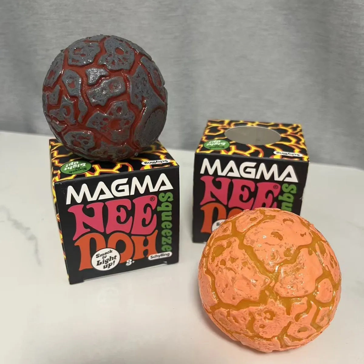 New Product NeeDoh Glitter Magma Ball Crunch